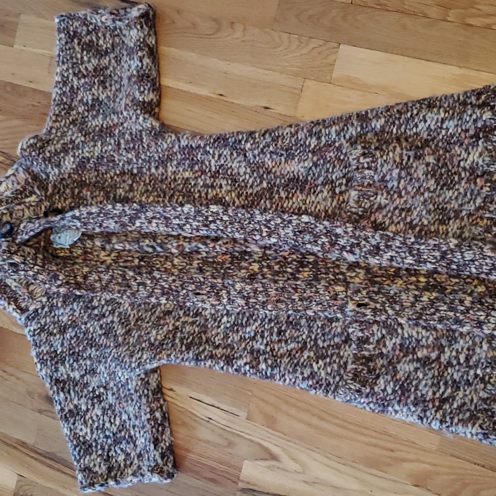 Anthropologie Tabitha Short sleeve cardigan